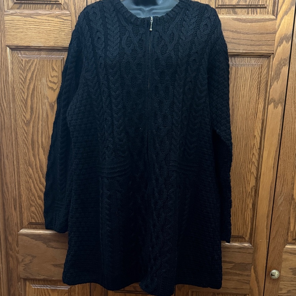 Elegant Black Cable Knit Women's Cardigan